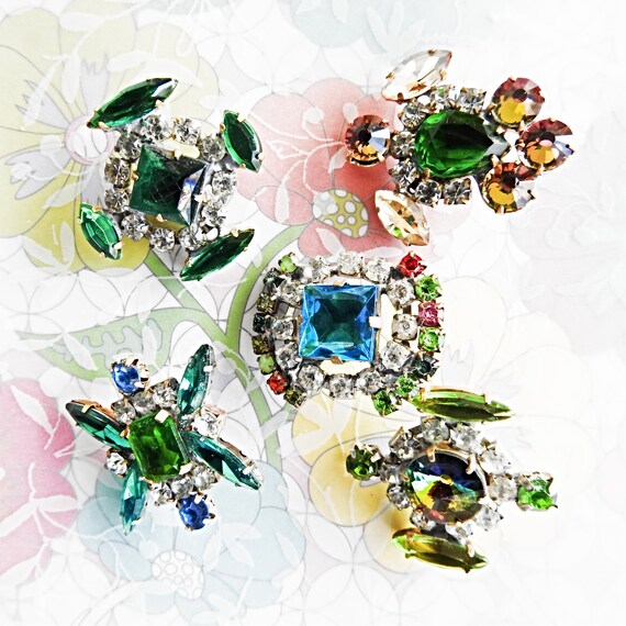 Big rhinestone buttons for jewellery making