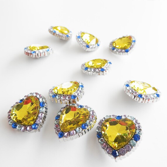Yellow heart buttons