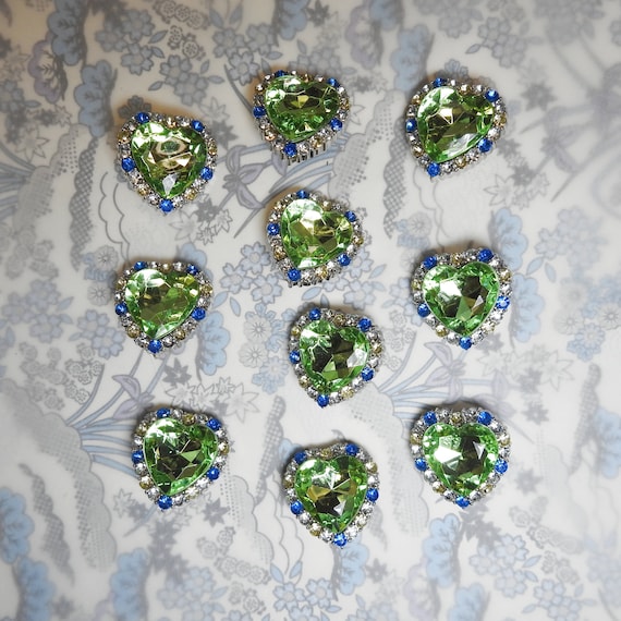 Heart rhinestone buttons with shank back