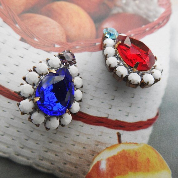 Unique glass cabochons