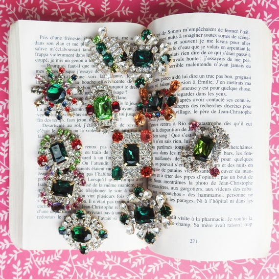 Green glass buttons