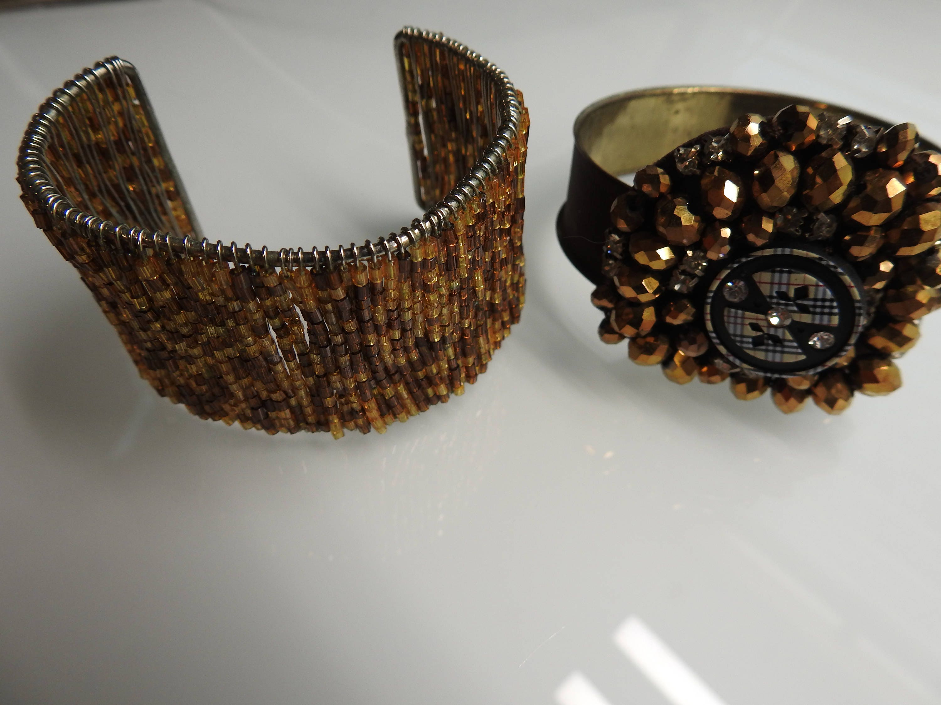 buy costume jewelry in bulk