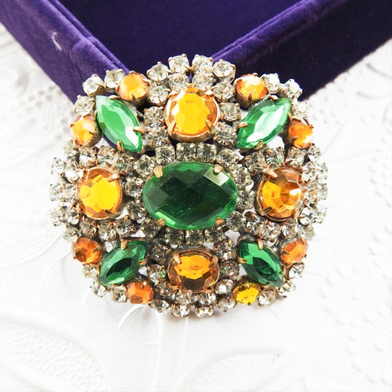 Green glass brooch, vintage costume jewelry for women gift grandma gift broaches vintage rhinestone brooch pin, gifts for mom, grandma