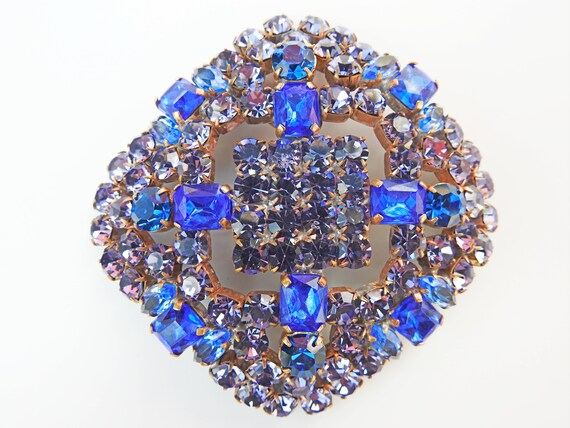 Czech glass antique jewelry brooch pin