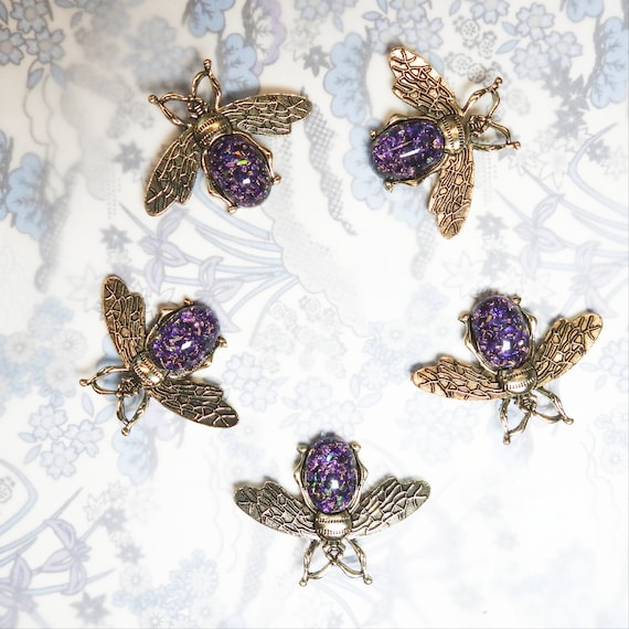Metal bee buttons with purple opal cabochons, novelty buttons for bug jewelry making, dark purple buttons sewing accessories for bags decor