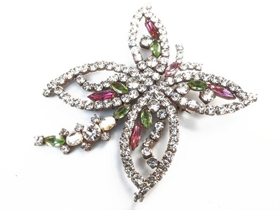 Statement brooch for women