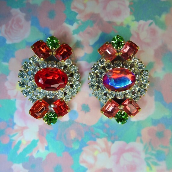 Large fancy coat buttons