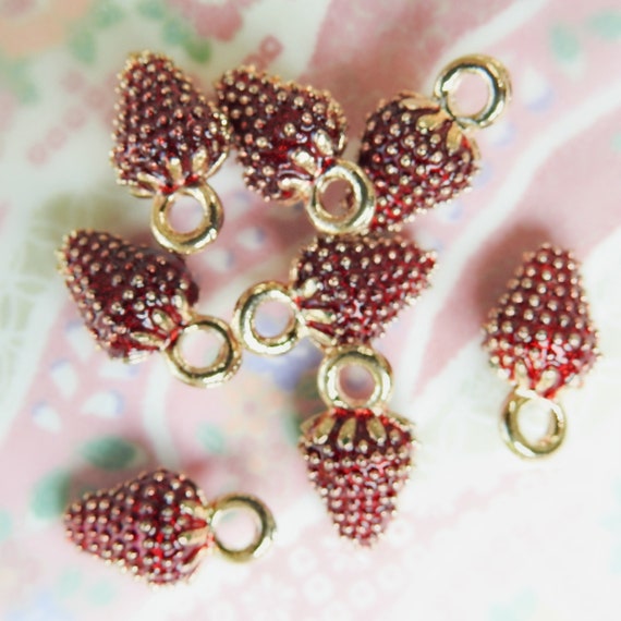 Strawberry beads for jewelry making