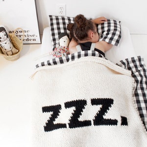 THE ZZZ Baby Blanket image 6