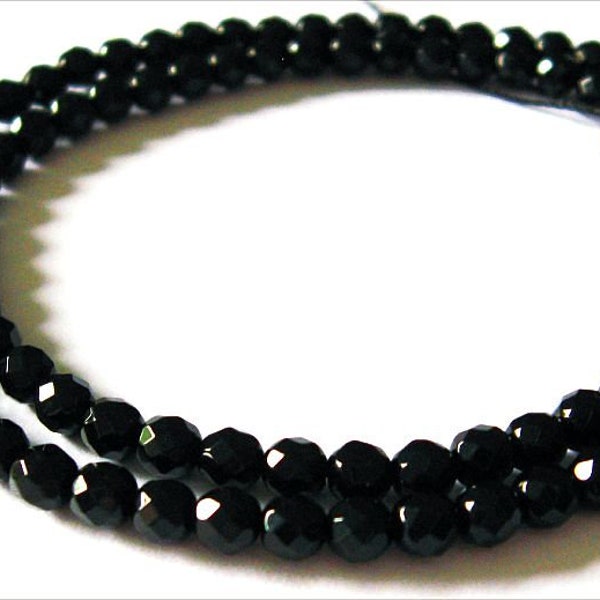 6 mm Onyx facettiert, Edelstein Strang zur Schmuckherstellung, Kettenstrang