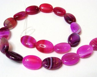 Agate 18 x 13 mm Oval Madagascar Fuchsia Strand, Necklace Strand