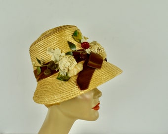 1920s Straw Hat with Flowers and  Silk Velvet Bow .....size Medium