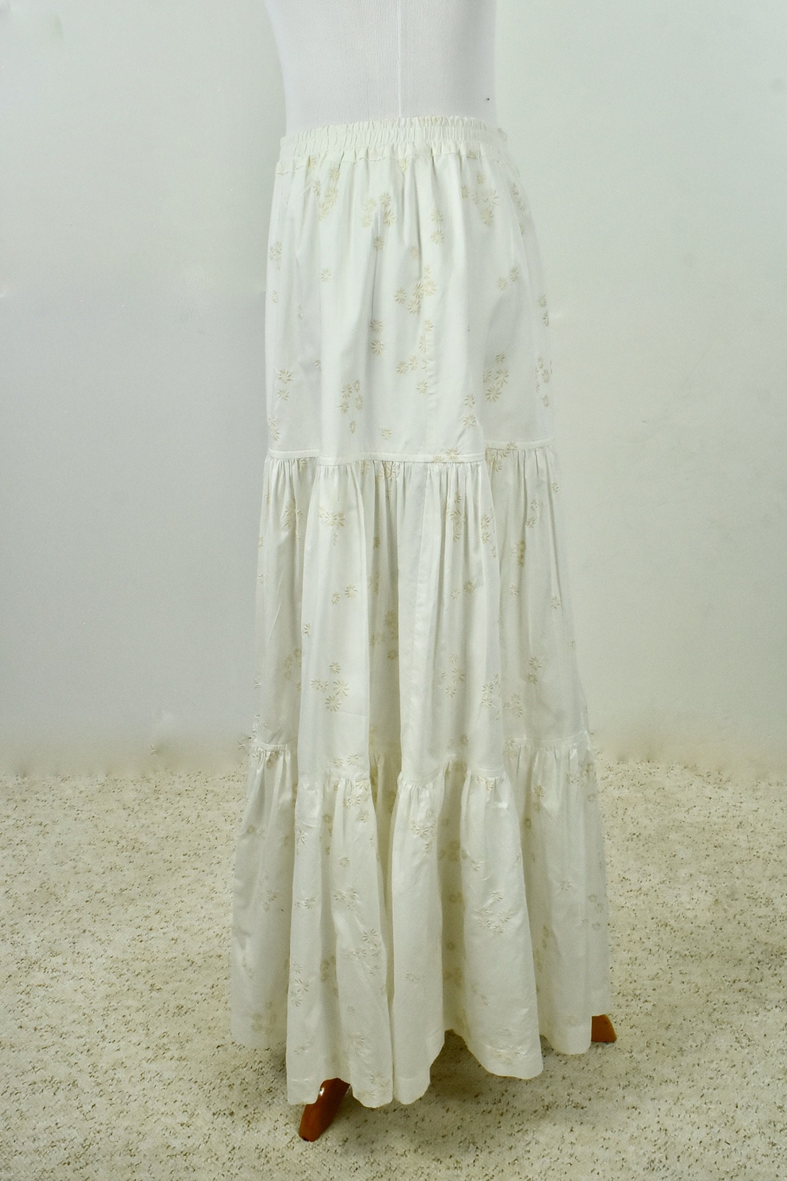 1990s ESKANDAR Embroidered White Cotton Full Skirt ...... | Etsy