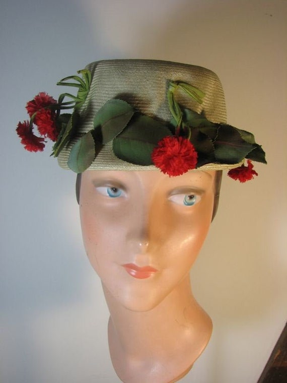 FABULOUS 1950s Straw Hat with Red Carnations   ...