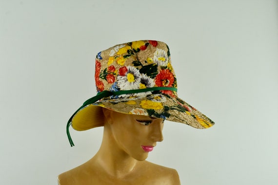 1960s Stetson Floral Trapunto / Textured Fabric H… - image 1