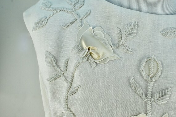 1960s Gorgeous Hand Beaded Ivory Linen Dress.....… - image 3