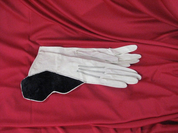 1910/20s Kid Leather Gauntlet Gloves with Black F… - image 2