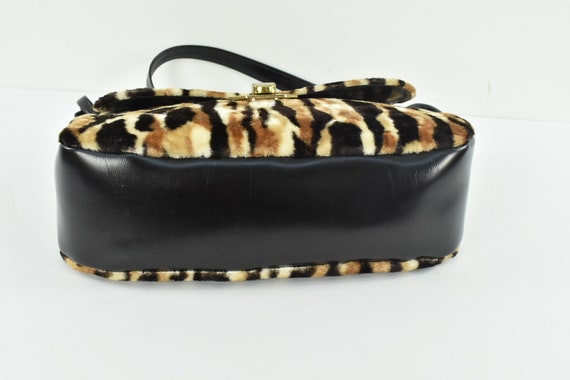 1970s Matching FAUX  FUR  Hat & Shoulder Bag.....… - image 9