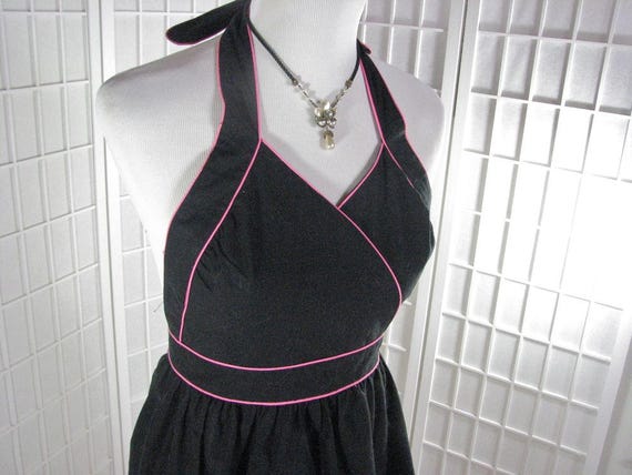 1970s Black & Pink Floral Backless / Halter Top S… - image 3