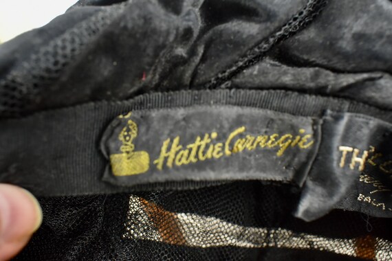1950s Hattie Carnegie Avant Garde Black Satin & N… - image 6