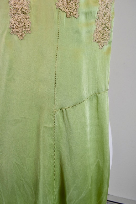 1920/30s Green Lace Slip / Nightgown  with Chanti… - image 3