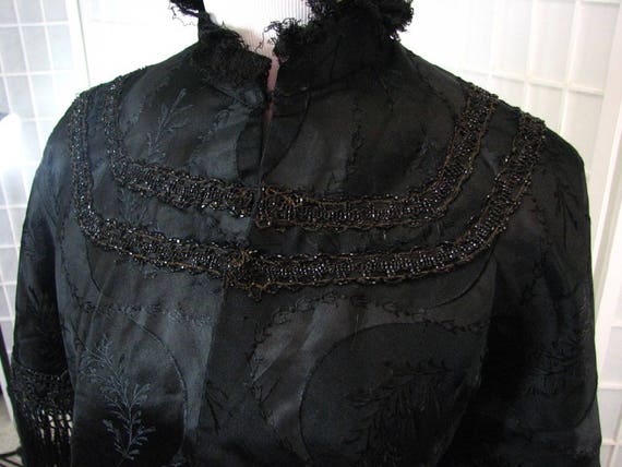 Victorian Black Silk Brocade Cape Adorned with Je… - image 1