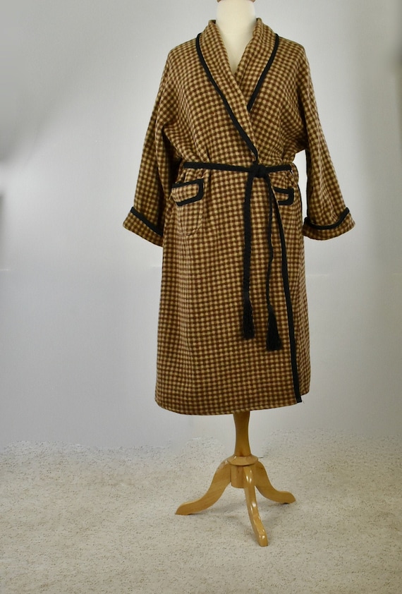 1920s Beacon Brown Checked Robe with Black Trim &