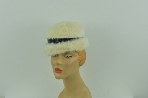 1960s Christian Dior Winter White / Ivory Angora