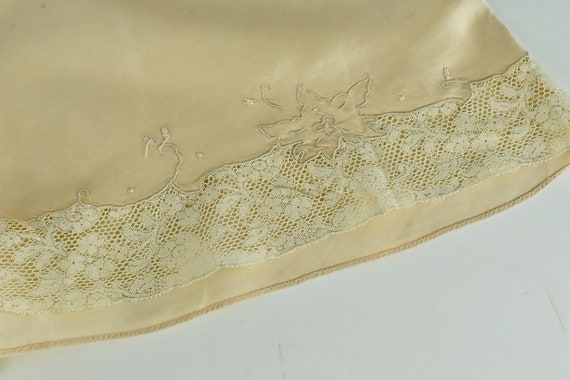 1920/30s Peach Silk Charmeuse Tap Pants with Lace… - image 4