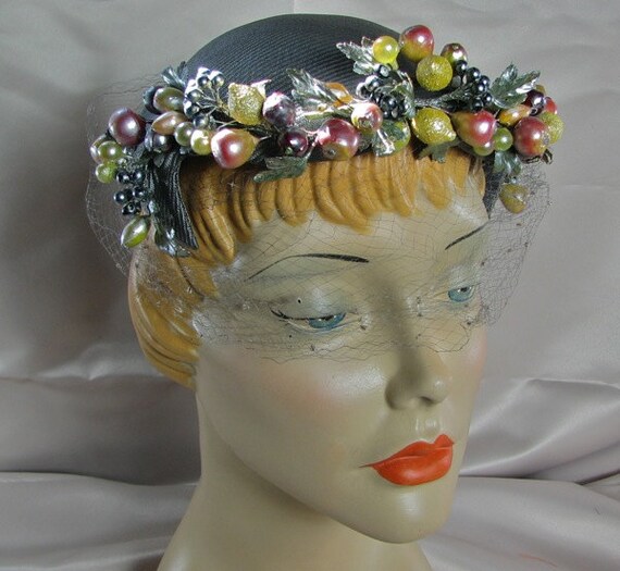 1950s Summer Cocktail Hat with Fruit ..........