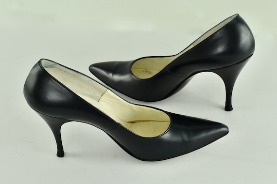 1960s Navy Leather Stilettos  ..... Hand Sewn  Ho… - image 2