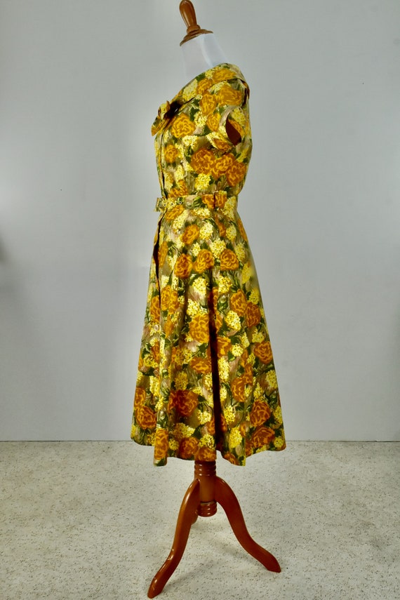 1950s Australian  Floral Button Down  Cotton Dres… - image 5