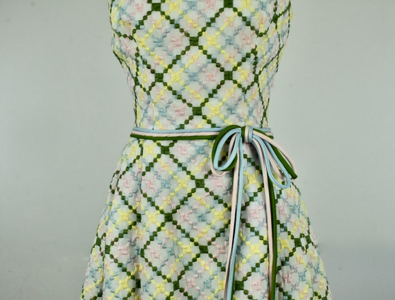 RAPPI 1950/60s EMBROIDERED Party Dress with Drama