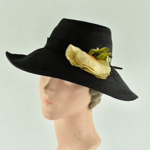 1930/40s Black Straw Hat ...... size Small image 1