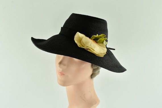1930/40s Black Straw Hat ...... size Small - image 1