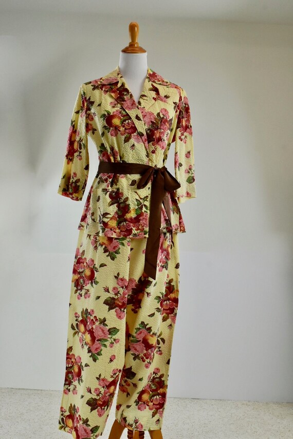 1940s Cotton Lounging HARLOW Set.... FRUITS & FLO