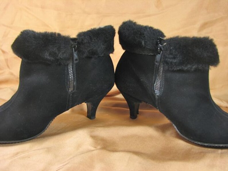1950s Black Suede Cold Weather Ankle Boots size 7 N