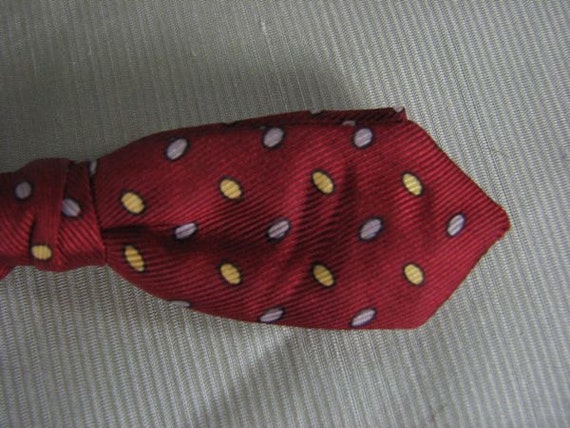 1950s  Clip On Red Print Bow Tie - image 3