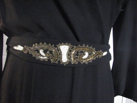 1930/40s Black Crepe Dress with Beaded Pockets an… - image 5