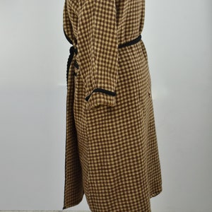 1920s Beacon Brown Checked Robe With Black Trim & Belt ......... Mens ...