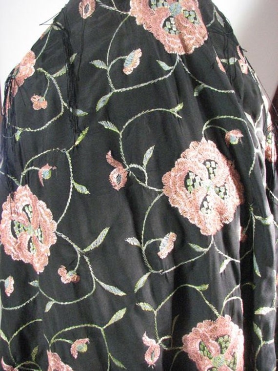 1920s fringe shawl