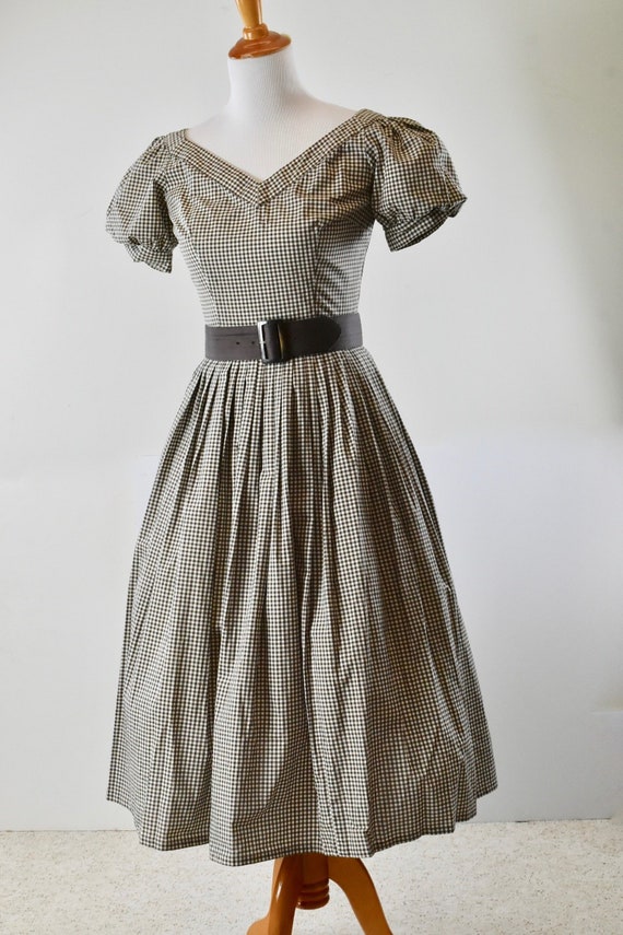 1950s  Cotton Brown & White  Check Dress with Flir