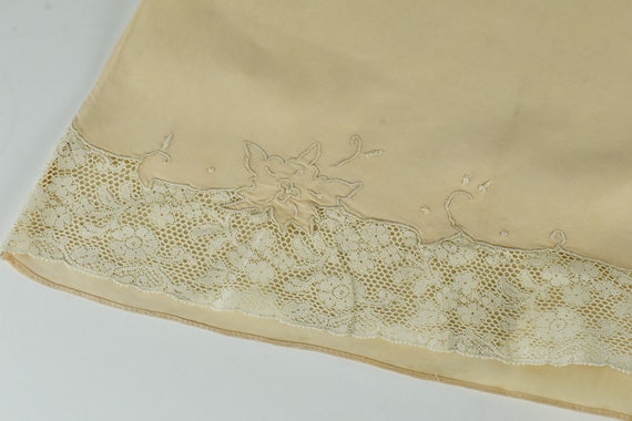 1920/30s Peach Silk Charmeuse Tap Pants with Lace… - image 5