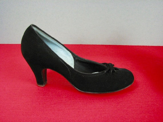 1950s Black Suede  Heels  by Air Step .........  … - image 4