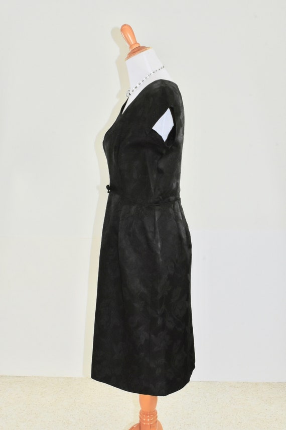 1950s Black BROCADE Wiggle Dress........... size … - image 7