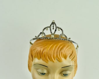 1950/60s RHINESTONE Tiara ...........   ONE SIZE Fits All........