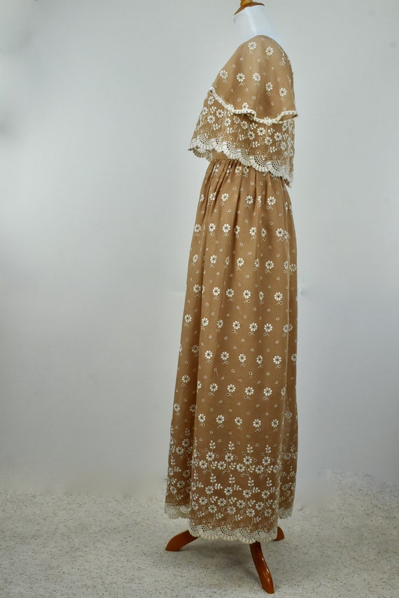1970s RONA Prairie EMBROIDERED /  Eyelet Muslin D… - image 5