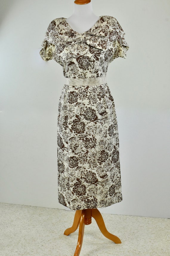1950s Shantung Silk  Wiggle Dress.......STUNNING F