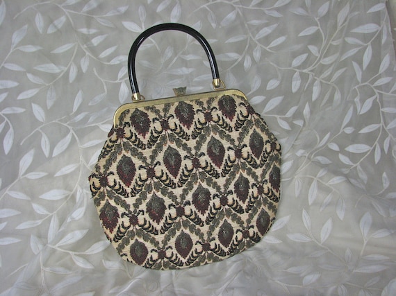 1950s LARGE Beaded Handbag.......Dramatic .....Stu