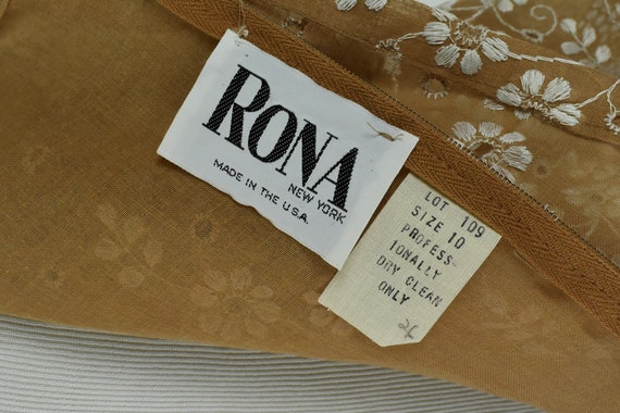 1970s RONA Prairie EMBROIDERED /  Eyelet Muslin D… - image 10